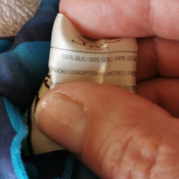 Halterneck Silk top - Picture 5 of 5